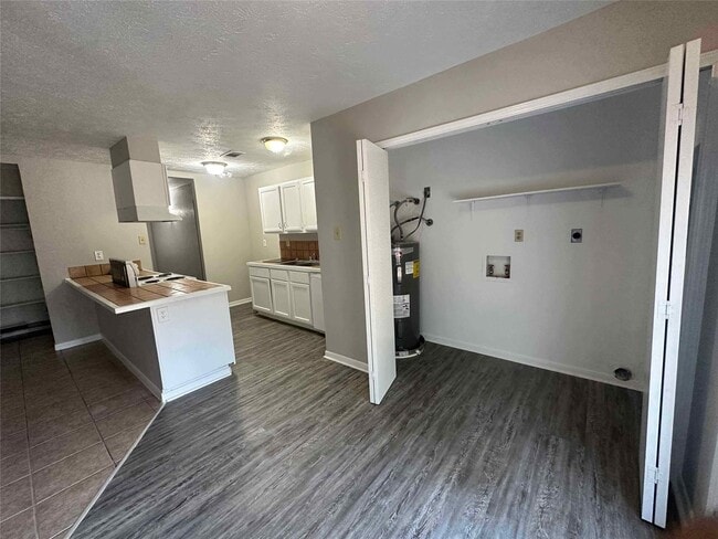 Photo - 6918 Kearney Dr