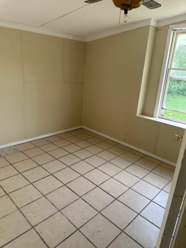 Photo - 3401 Lauren Dr