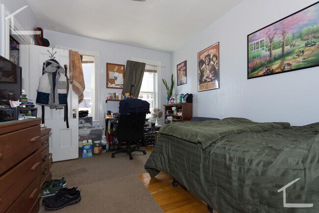 Photo - 9/1 Spacious 3BR apartment in Mission Hill