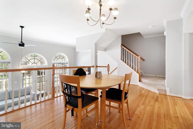 Photo - 42754 Montevista Square