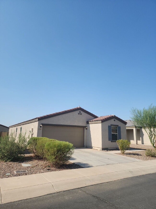 Photo - "Spacious 4-Bedroom Oasis in Casa Grande w...