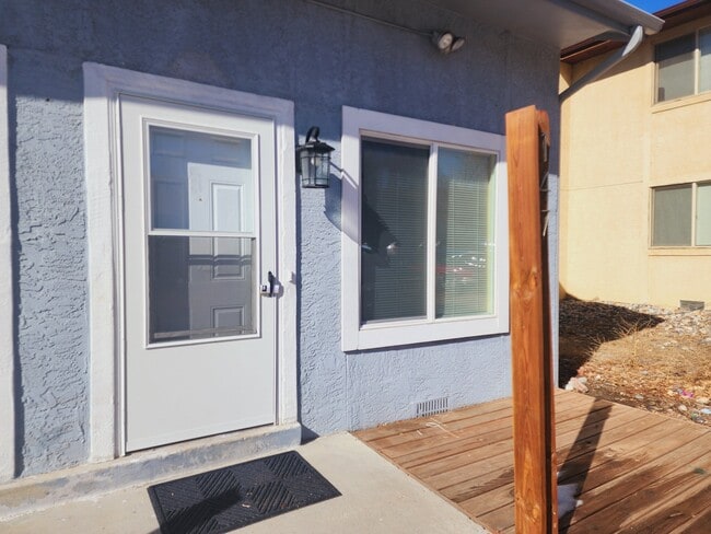 Photo - 147 Wellington St