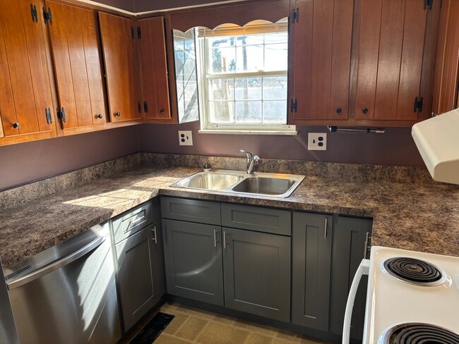 Lavavajillas - 1416 Henley Rd