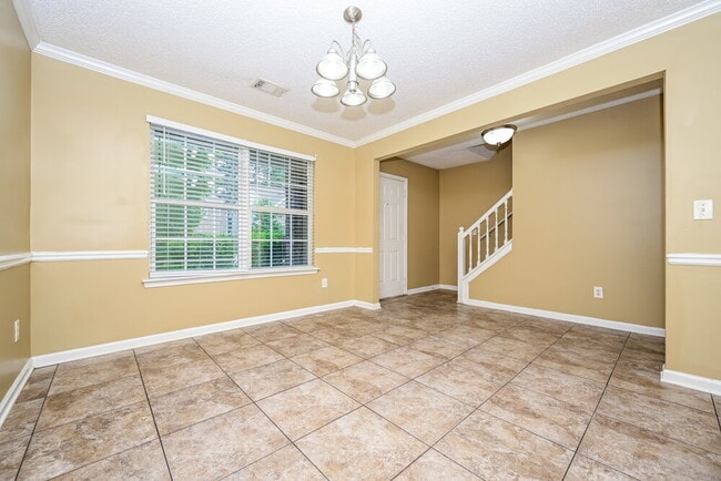 Photo - 1876 Simmons Ln