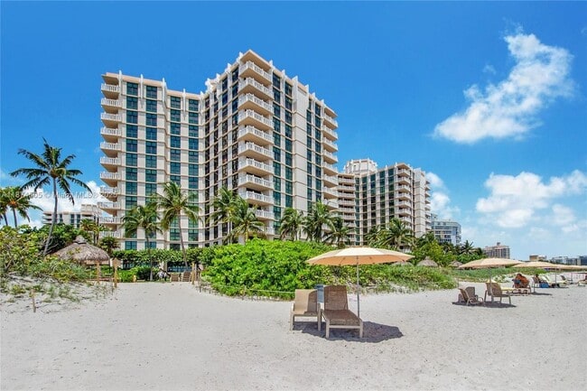 Building Photo - 1111 Crandon Blvd Rental