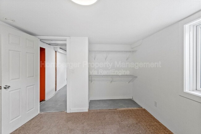 Photo - 807 E 40th Ave