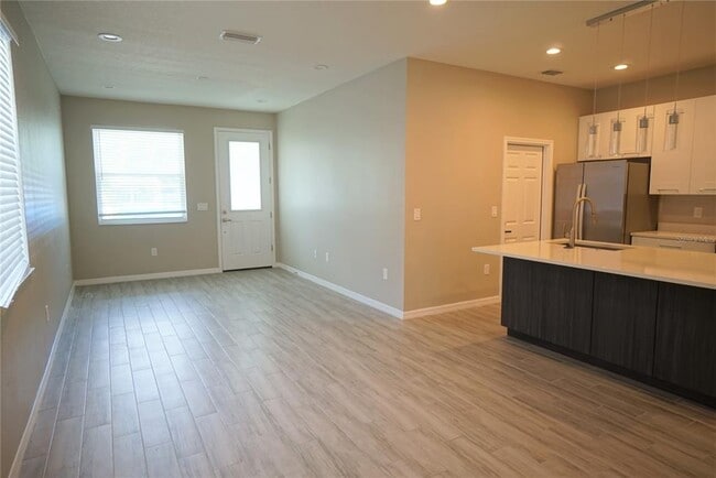 Photo - 4104 N Thatcher Ave