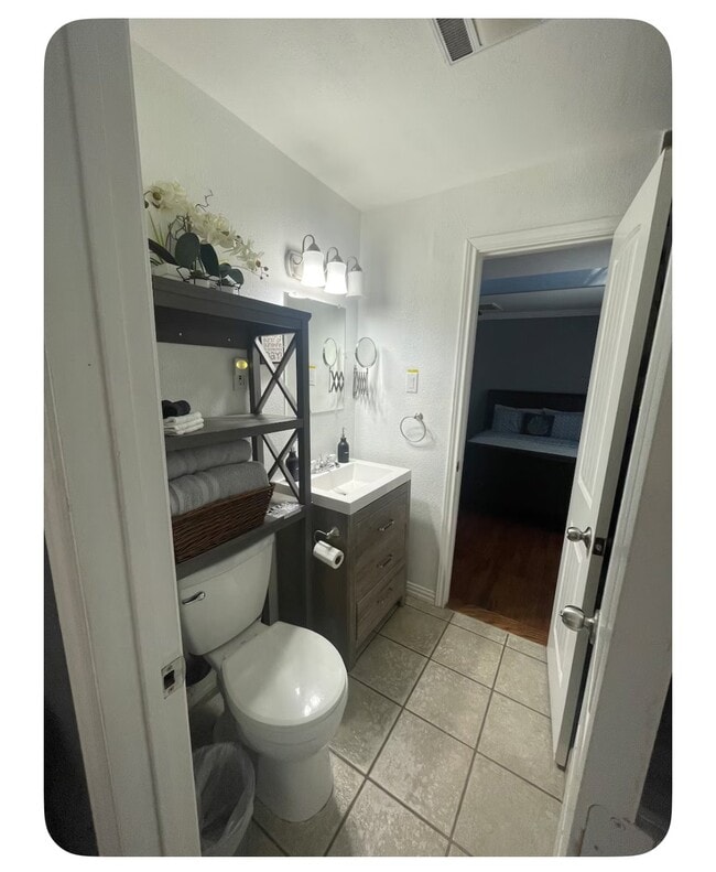 Photo - 1012 Hilltop Dr