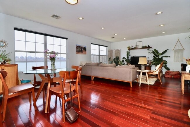 Photo - 64 Bergen Ridge Rd