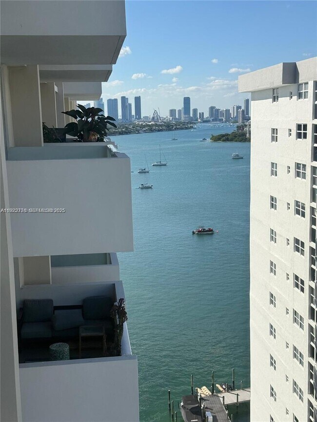 Photo - 1200 West Ave