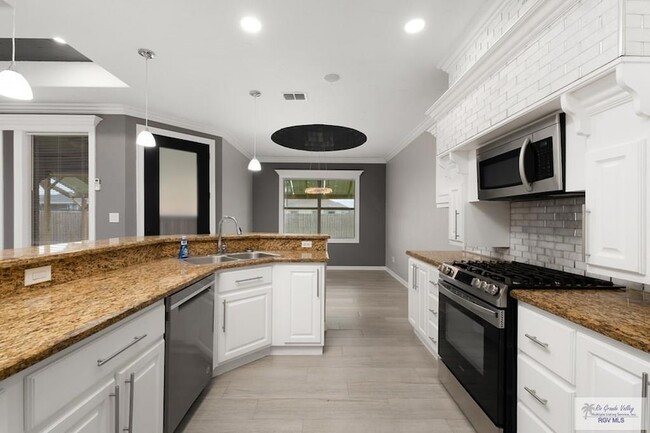 Photo - 9450 Cajun Blvd
