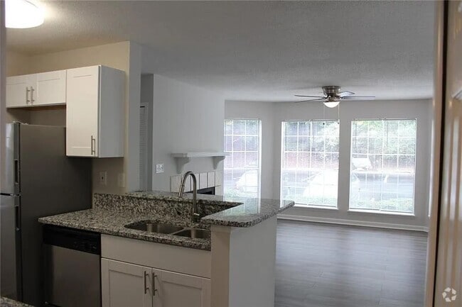 Building Photo - 106 Hawkstone Way Rental