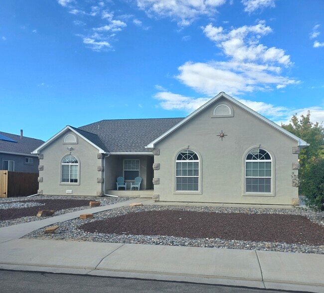 Building Photo - 1335 Monument Ct Rental