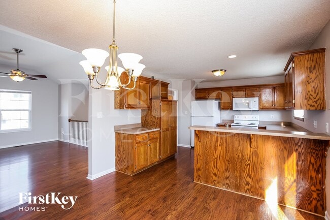 Photo - 419 N Queen Ridge Ave