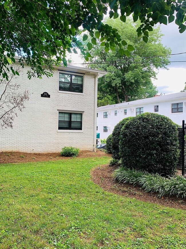Photo - In-Unit Laundry - 1BR Piedmont Park! Renovated! Unit 286-02