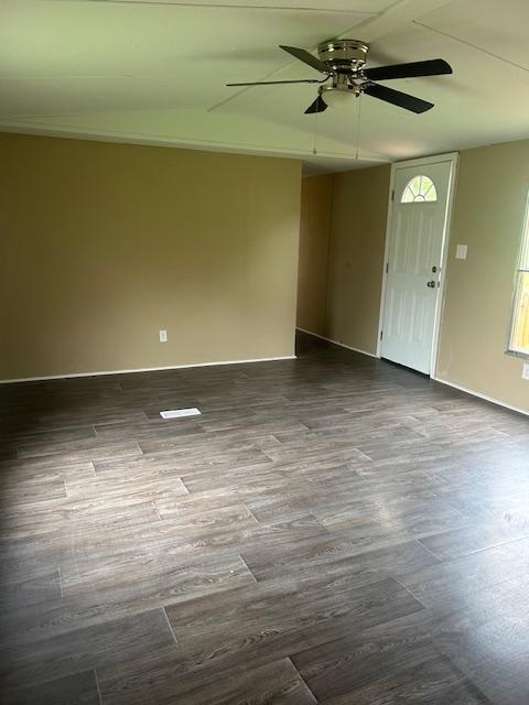 Photo - 5670 Lamberth St