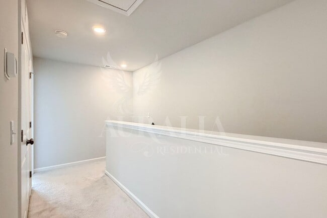 Photo - 3018 Brellon Ln