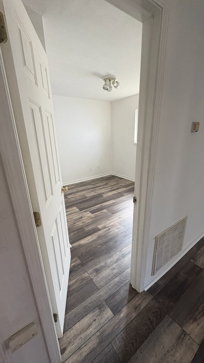 dormitorio1/2 - 1012 Woodward Ave Unidad 1012 Woodward Apt b