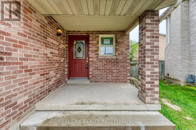Photo - 655 Paragon Pl