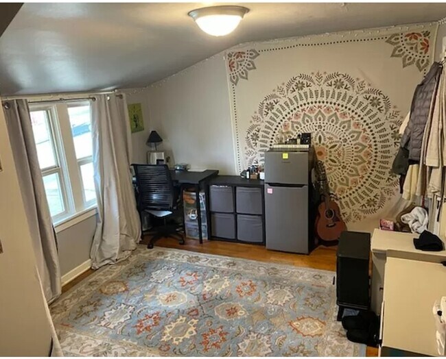 Photo - 823 N Garden St Unit 2