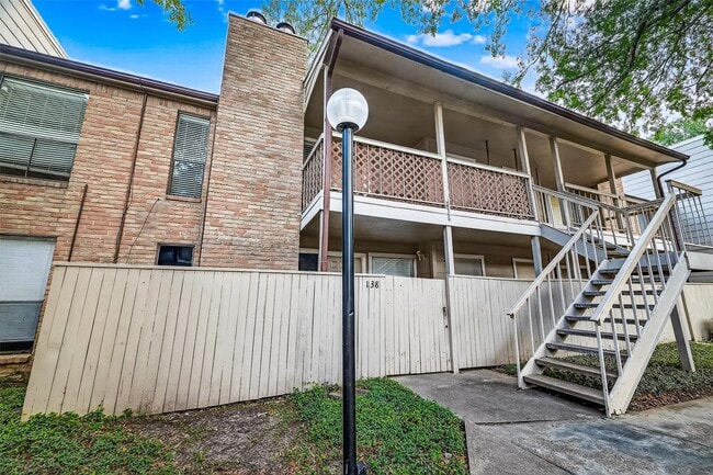 Photo - 2110 Wilcrest Dr Unit 138