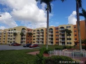 Building Photo - 6970 NW 186th St Unit 3-205