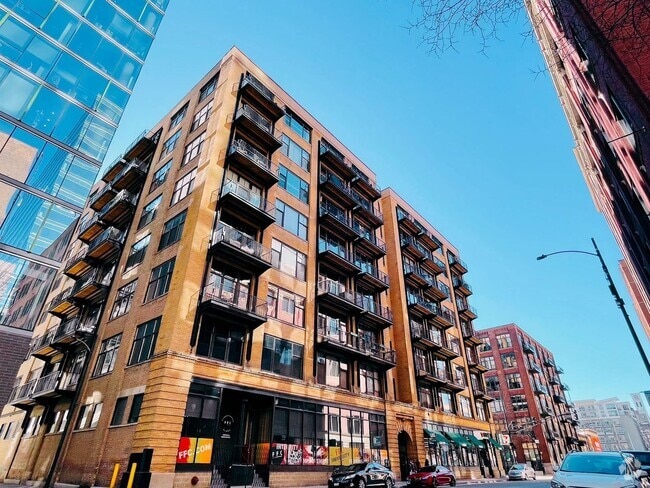 Building Photo - 625 W Jackson Blvd Unit 712 Rental