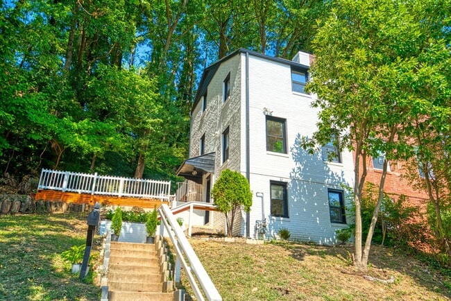 Photo - 3731 S Kemper Rd