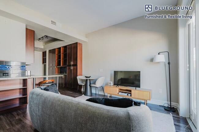 Photo - 3201 Esperanza Crossing Unidad FL2-ID297