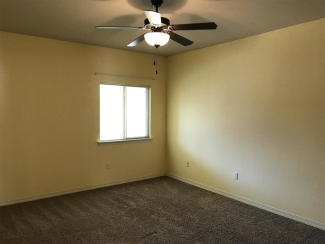 Photo - 14612 Ava Leigh