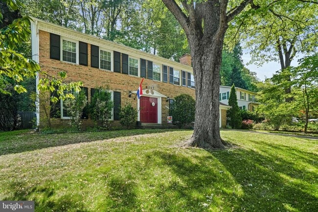 Photo - 6117 Larstan Dr