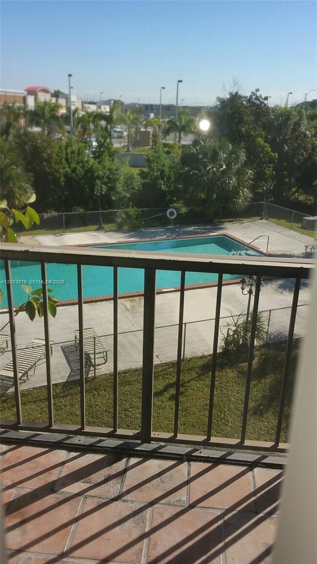 Photo - 9405 W Flagler St Unit D308