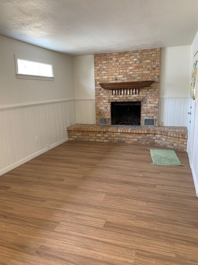 Photo - Available Now! 3/2 in central Lubbock!