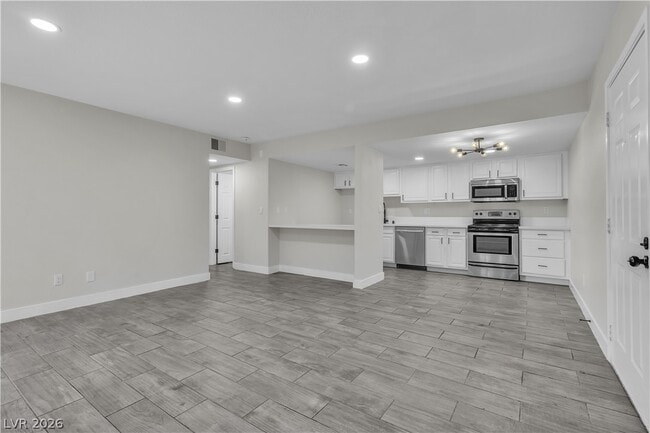 Building Photo - 5009 Indian River Dr Unit 153