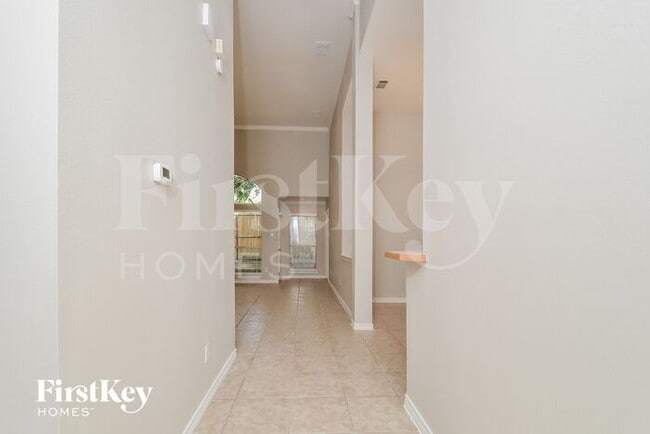 Photo - 502 Glenn Ln