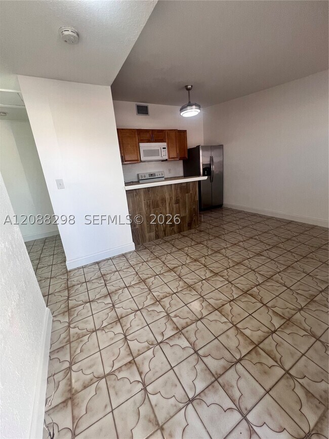 1615 SW 137th Pl Unit 1