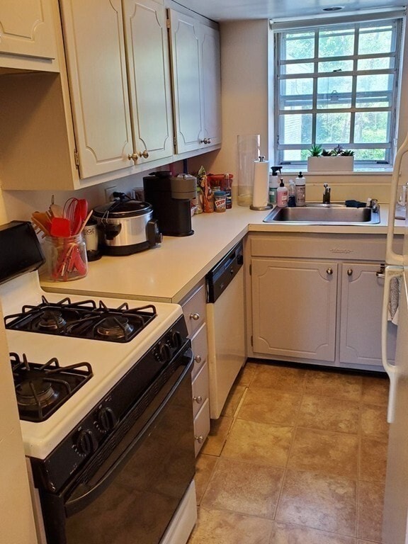Photo - 31 Lake Shore Ct Unit 3