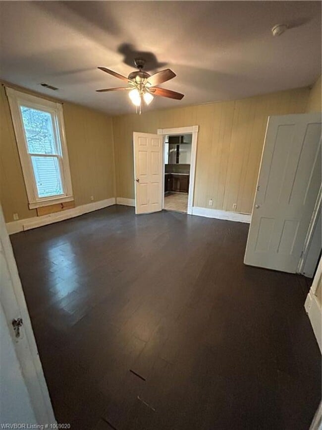 Photo - 600 S 17th St