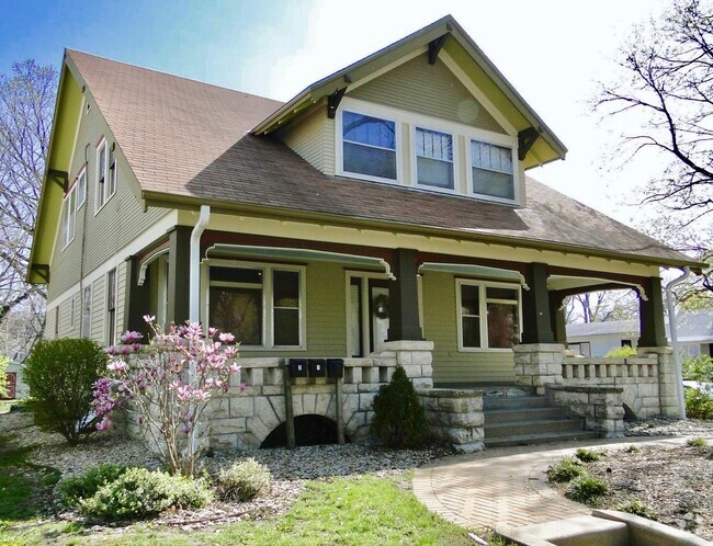 Building Photo - 931 Leavenworth St Unit #3 Rental