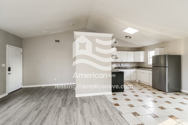 Photo - 4613 Beechbrook Rd