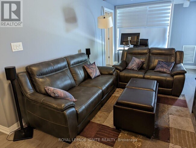 Photo - 2 Adam Sellers St Unité 314