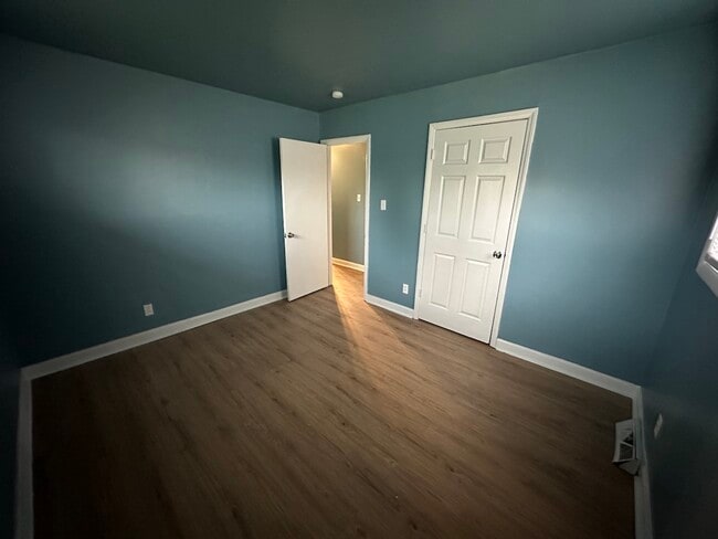 Photo - 1405 Cypress St