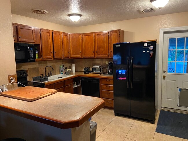 Photo - 2601 Bonneville Dr