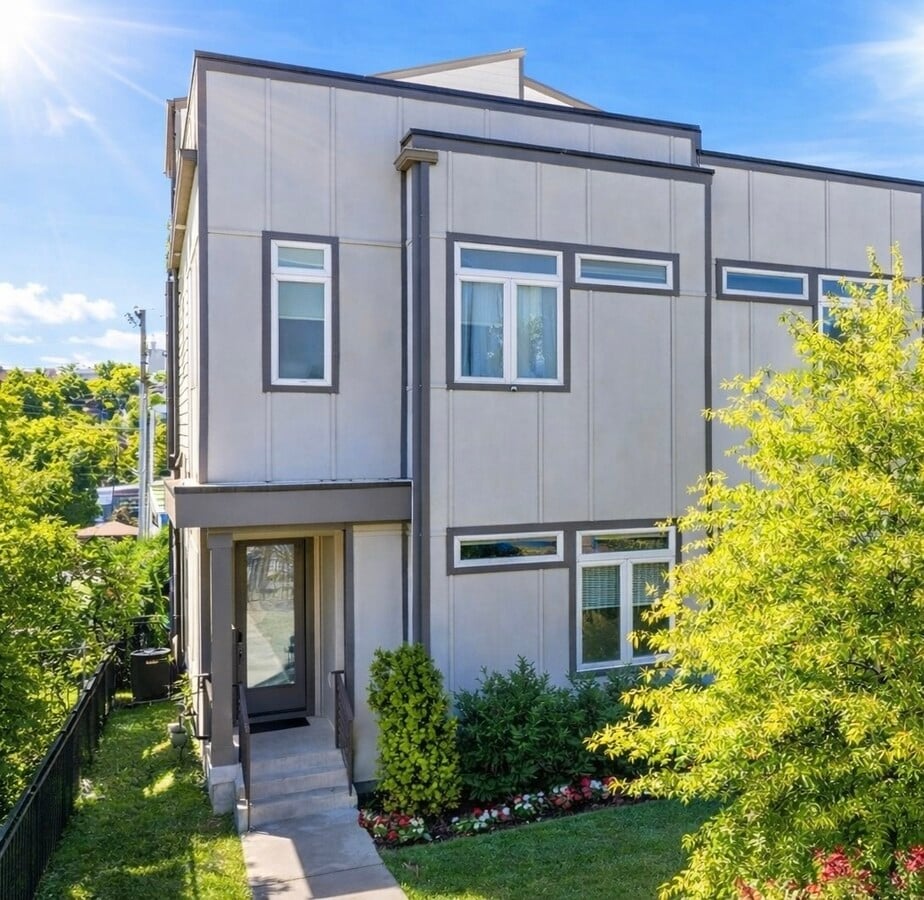 Photo - 3325 Felicia St