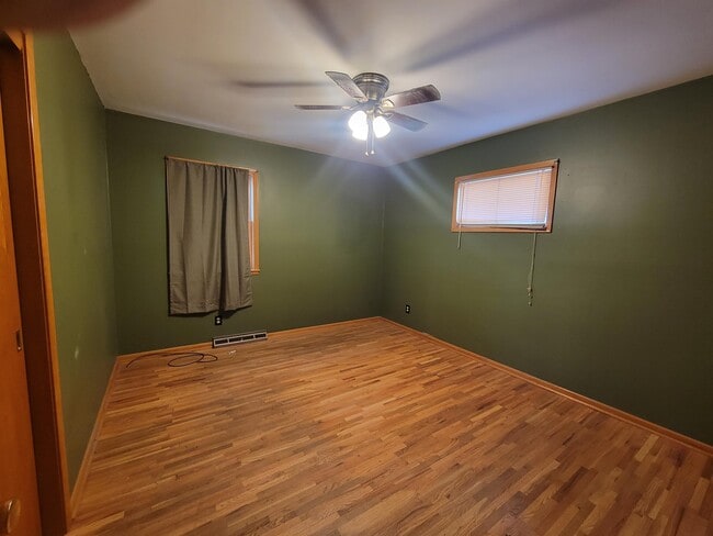 Photo - 1544 2nd Ave SW