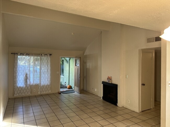 Photo - 2930 Whittier Ct