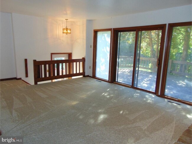 Building Photo - 1175 Osborne Rd