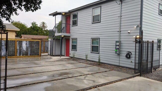 Photo - 917 Hendricks Ave Unit B