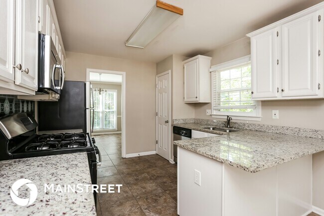 Photo - 302 Wood Knoll Ct