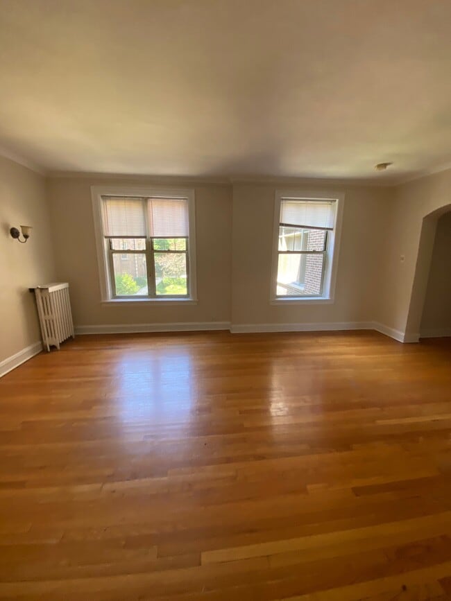 Photo - 909 Elmwood Ave Unit 02